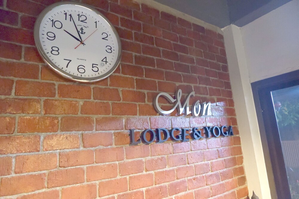 Mon Lodge & Yoga Donmuang