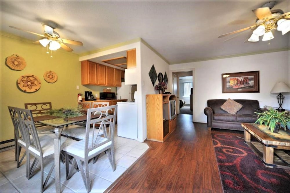 Pinecliff Village Resort - photo 26