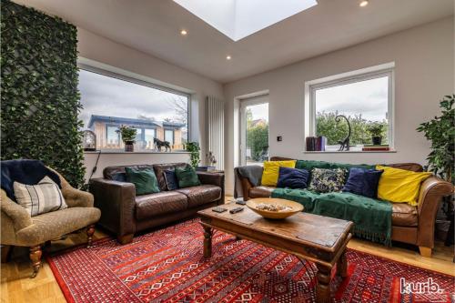Carlton Hill House 5 Bedroom House with Parking — 4-Star Luxury Hotel in Nottingham, United Kingdom