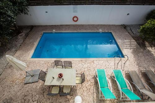 Villa Dafnis Sunshine Modern 3 Bedroom Central Protaras Villa With Pool