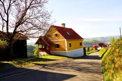 Ferienhaus Haring — hotel in Kitzeck Im Sausal
