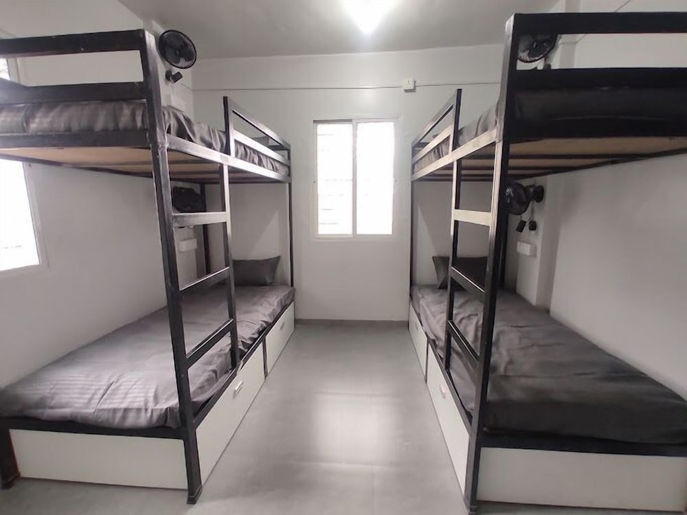 Solo Stays Pune - last minute hotel in Pune