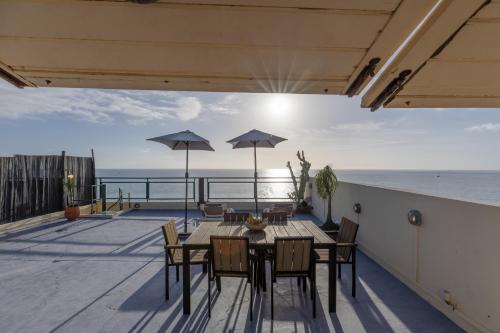 Flowers Island House 8 Infinity — 4-Star Luxury Hotel in Funchal, Portugal