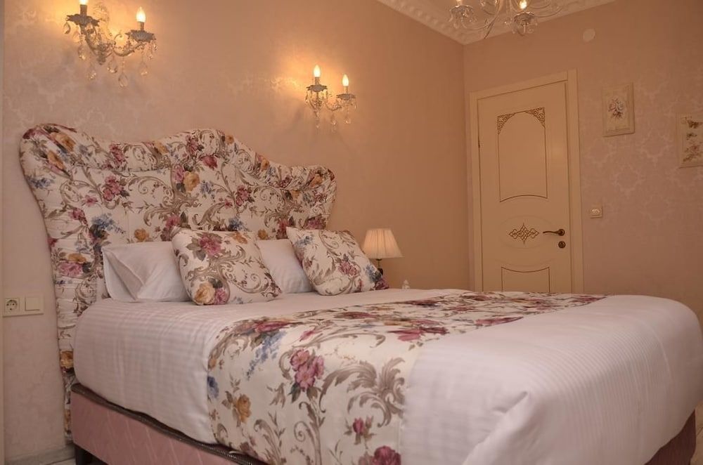 English Home Tbilisi