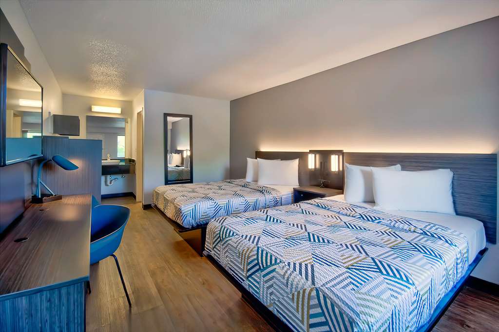 Motel 6 Warren MI Detroit East - photo 4