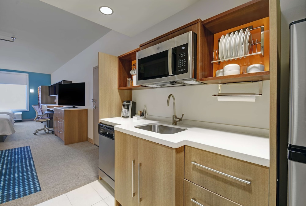 Home2 Suites by Hilton Blacksburg University - photo 13