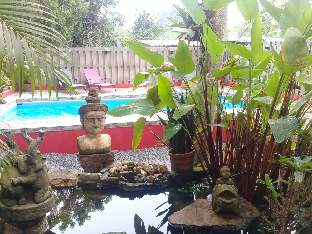 Baan Ton Rak Boutique Resort in Ko Chang Tai, Thailand