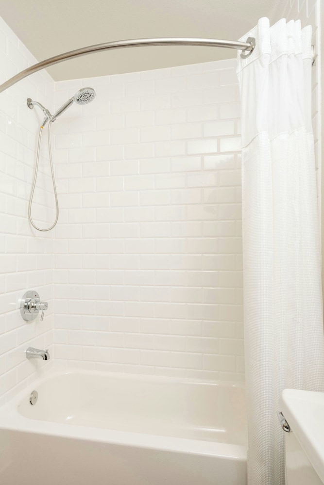 Four Points by Sheraton Chicago Schaumburg - photo 16