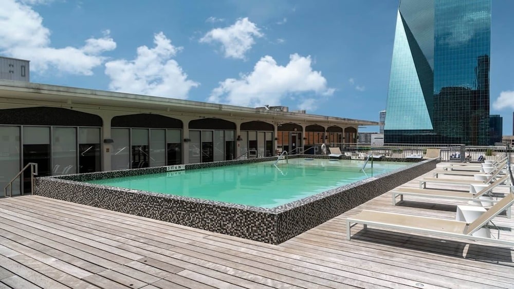 Downtown Dallas CozySuites w gym #2 — 4-Star Luxury Hotel in Dallas, United States