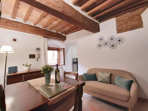 San Gimignano Apartments Vernaccia — 4-Star Luxury Hotel in San Gimignano, Italy