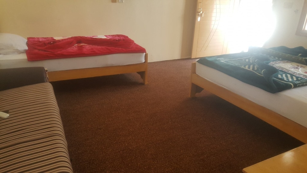 Hotel Al Makkah Palace kaghan in Baffa, Pakistan