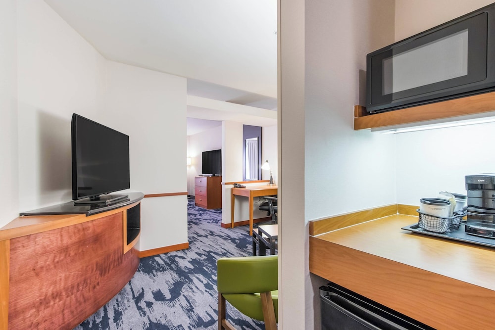 Fairfield Inn & Suites by Marriott Columbia - photo 10