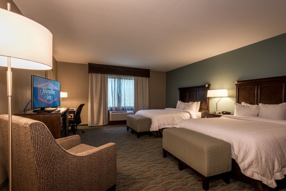 Hampton Inn & Suites Gulfport I 10 - photo 10