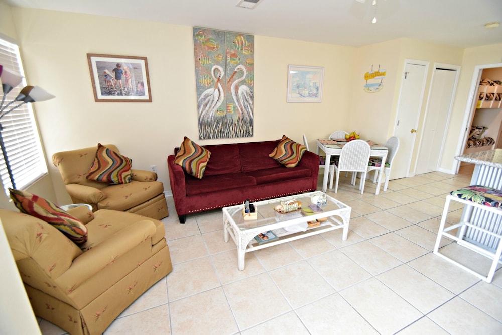 Grand Beach Resort 411 by RedAwning - photo 8