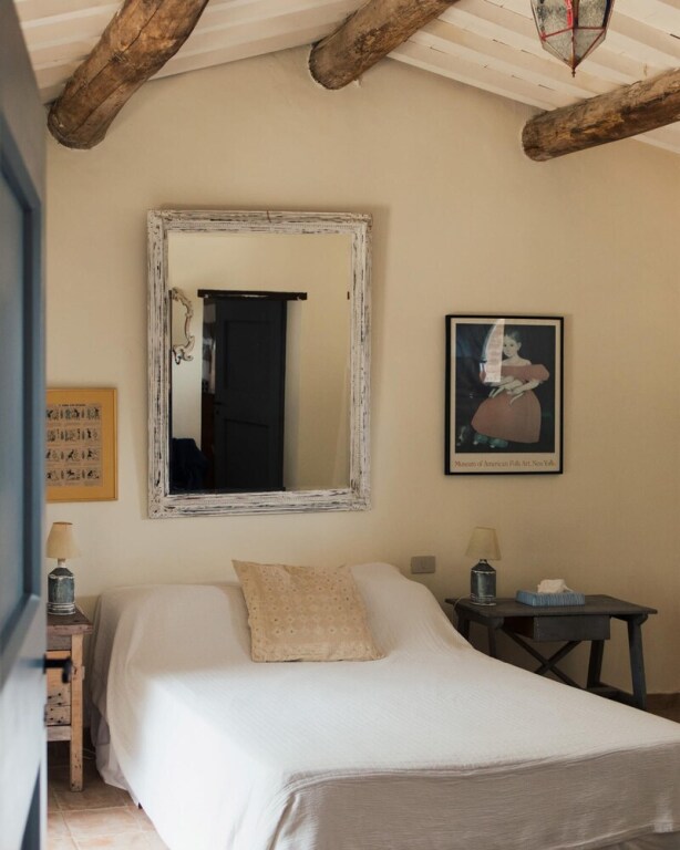 Le Porciglia by Boutique in Colle Di Val D'elsa, Italy