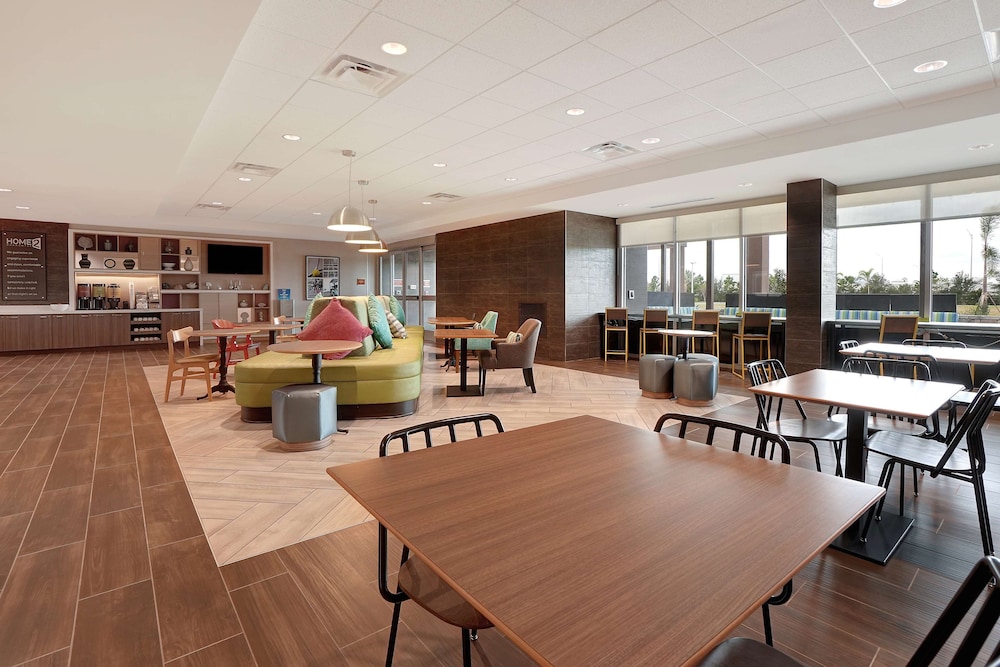 Home2 Suites by Hilton Lakewood Ranch - photo 6
