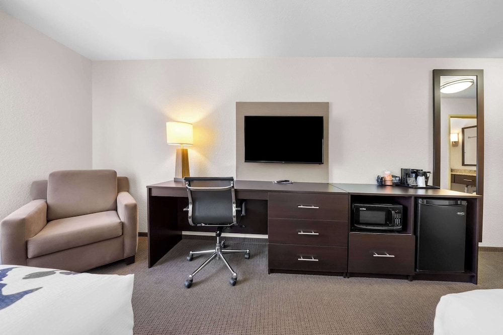 Sleep Inn & Suites West Near Medical Center - photo 15