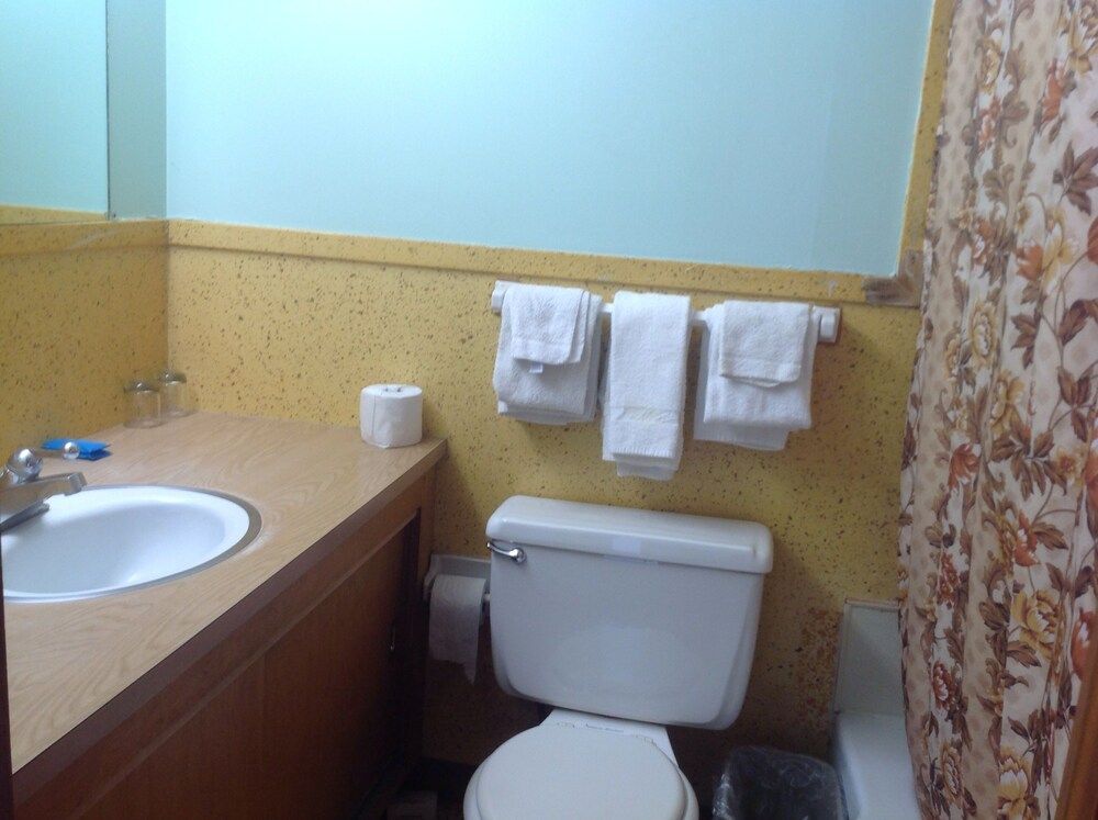 Granby Motel - photo 6