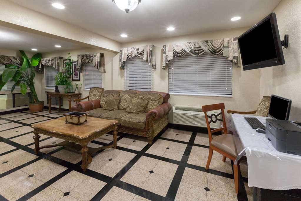 Days Inn by Wyndham Oklahoma City West - photo 4