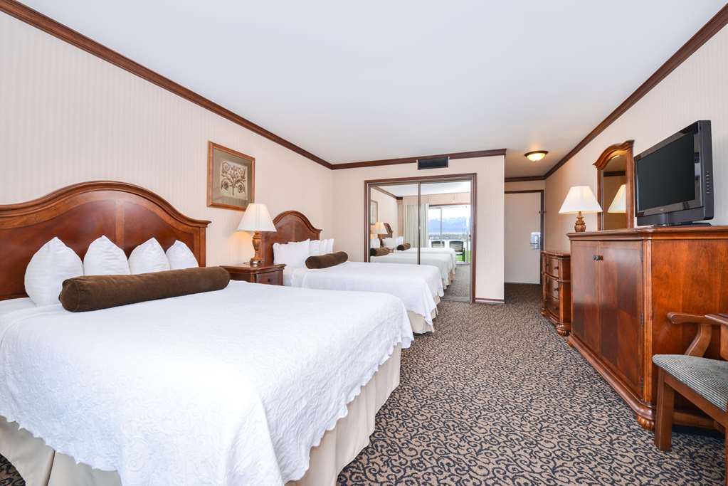 Best Western Edgewater Resort - photo 28