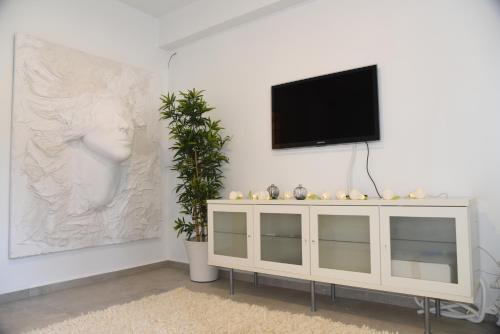 Acropolis At Your Door — 4-Star Luxury Hotel in Athens, Greece