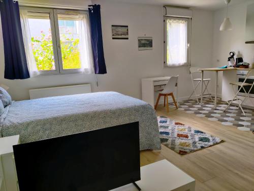 Calme Tranquille Proche Paris — hotel in Bagneux