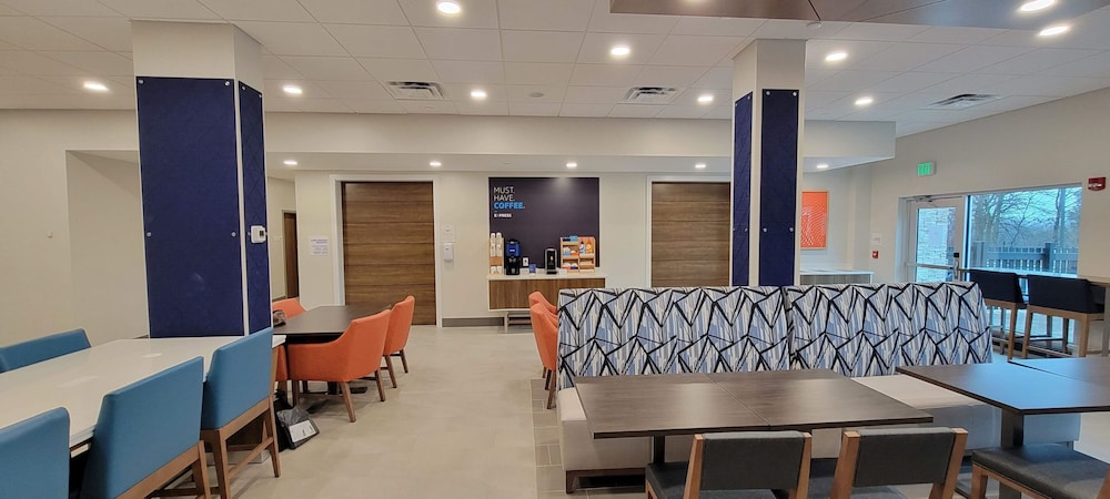 Holiday Inn Express White Marsh by IHG - photo 37