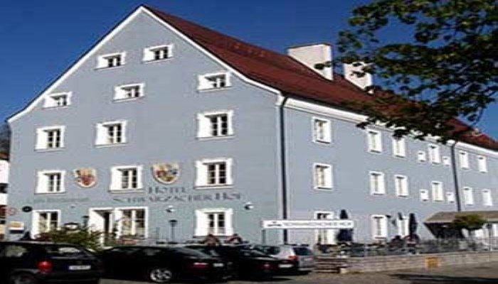 Hotel Schwarzacher Hof — hotel in Schwarzach