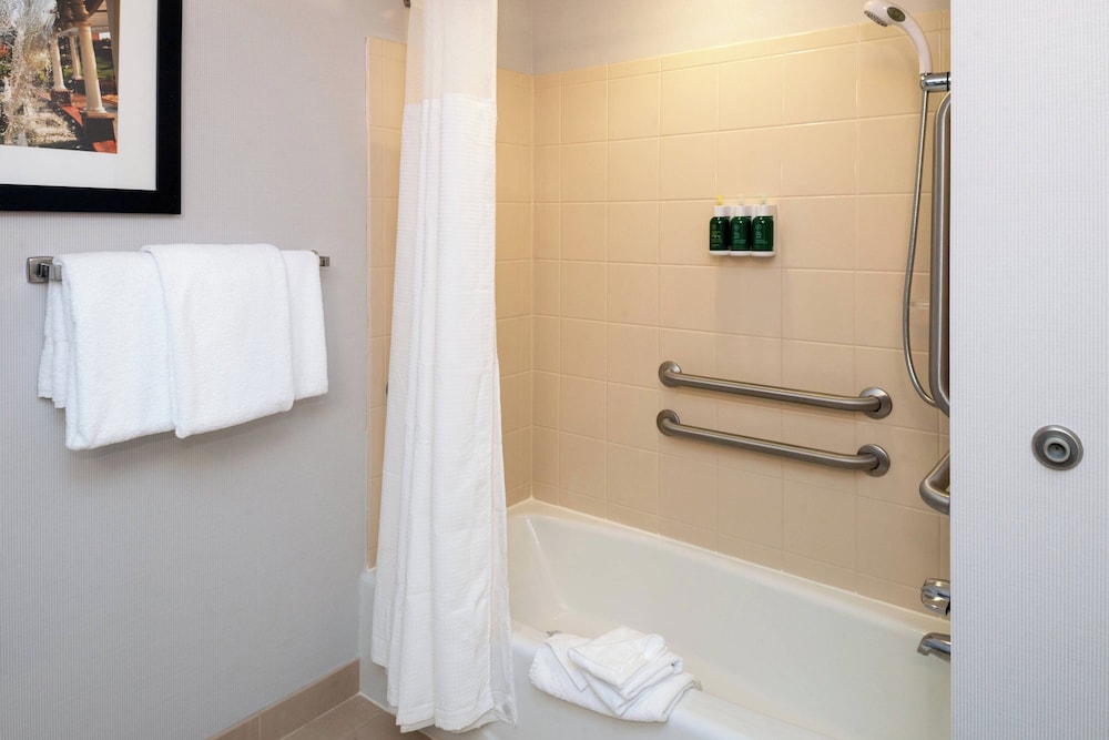 Courtyard by Marriott High Point - photo 22