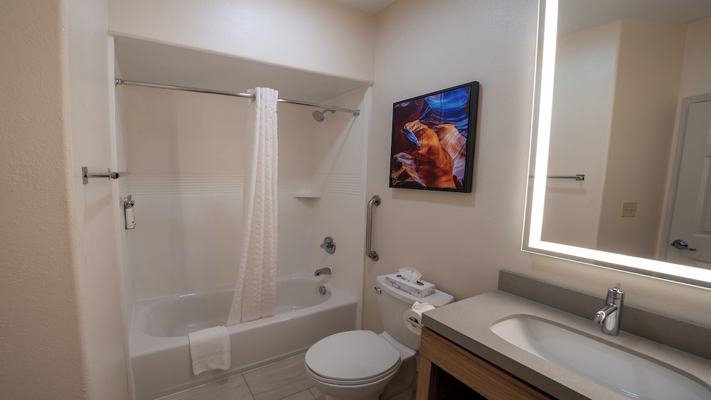Candlewood Suites Baytown by IHG - photo 38