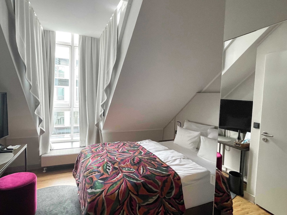 Hotel Alexander Plaza