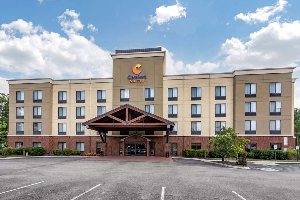 Comfort Suites Manchester near Arnold AFB in Manchester, United States