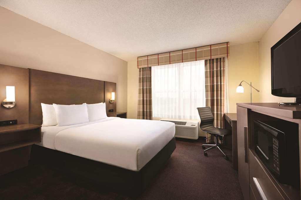 Country Inn & Suites by Radisson Forest Lake MN - photo 7