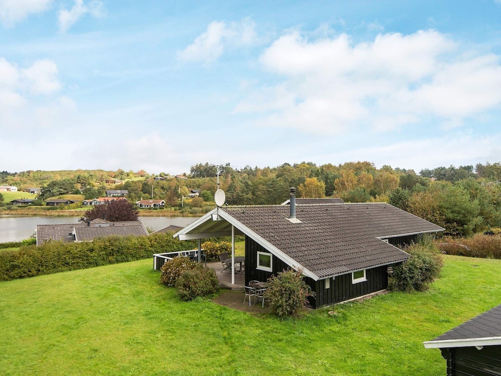 8 Person Holiday Home in Ebeltoft — 4-Star Luxury Hotel in Ebeltoft, Denmark