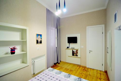 Old Arsena Apartments