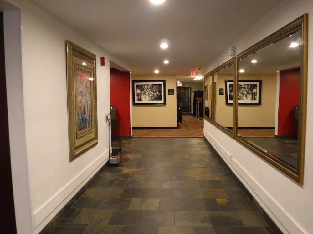 Wingate by Wyndham Mount Vernon - photo 31