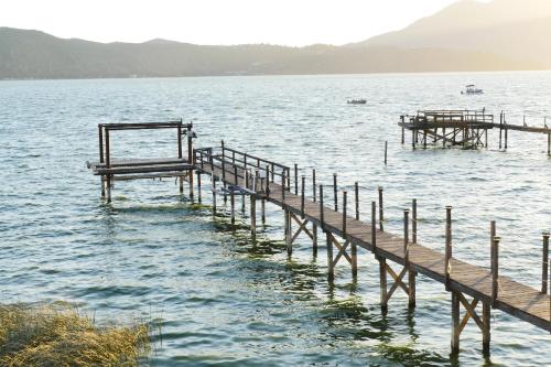 Bungalow on the lake — hotel in Clearlake