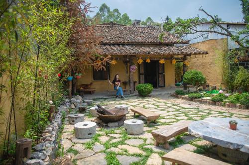 Khói Home — 4-Star Luxury Hotel in Thi Tran Gjong Van, Vietnam