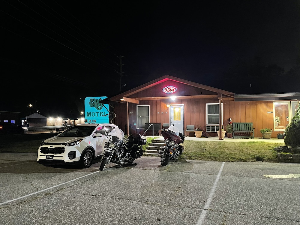 Pine Valley Motel - photo 32