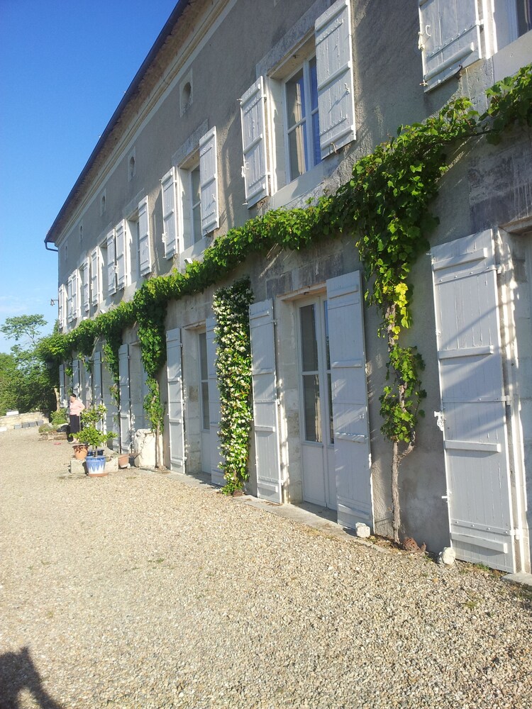 Domaine de Puyrousse — hotel in Riberac