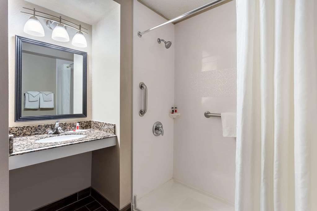 Baymont by Wyndham Rochester Mayo Clinic Area - photo 16