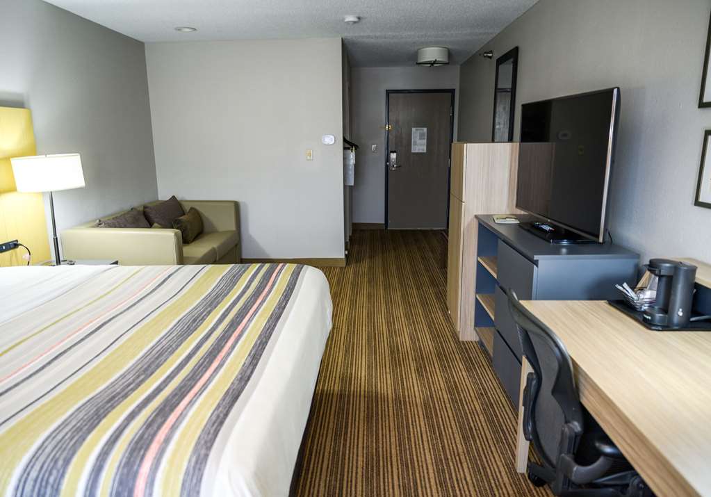 Country Inn & Suites by Radisson Greenfield IN - photo 13