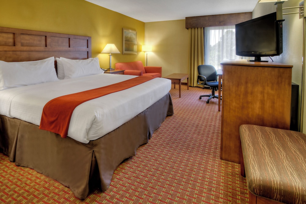 Hampton Inn Rocky Mount - photo 16