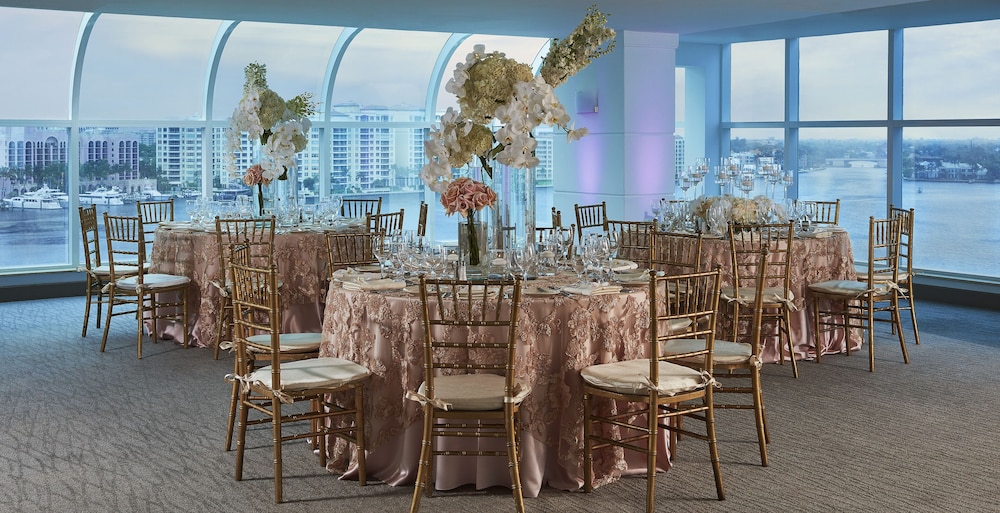 Waterstone Resort & Marina Boca Raton Curio Collection by Hilton - photo 53