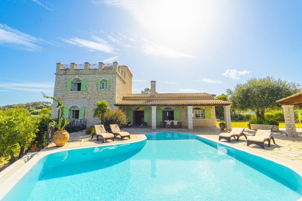 Villa Emily in Apokoronos — 4-Star Luxury Hotel in Corfu, Greece