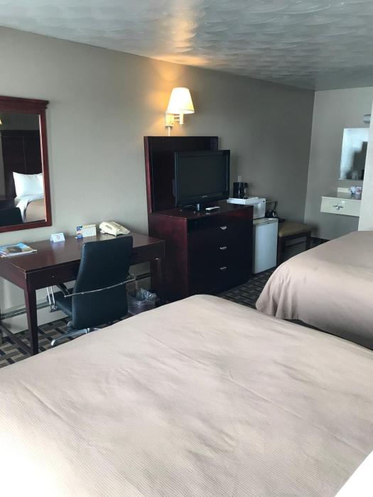 Travelodge By Wyndham Evanston - photo 33