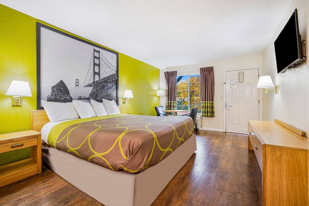Super 8 by Wyndham Auburn - photo 18