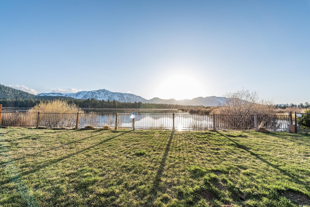 Mv1: Mount Tallac Estate 010630 - photo 25