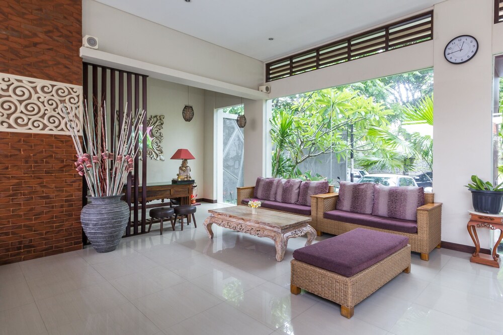 RedDoorz @ Nakula Seminyak 2 in Legian, Indonesia