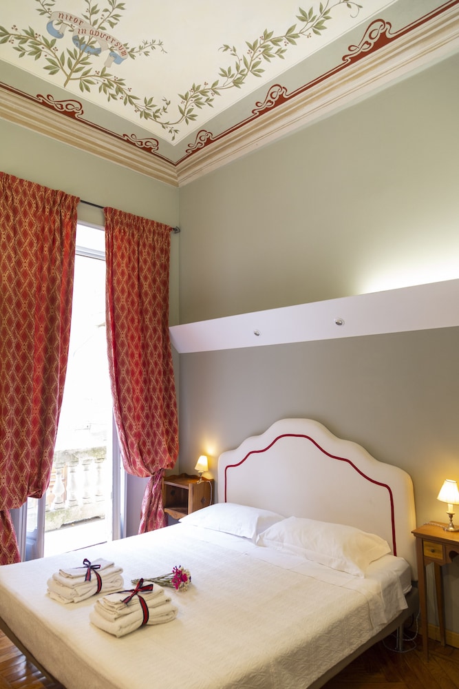 La Luna e i Falo' — 4-Star Luxury Hotel in Turin, Italy